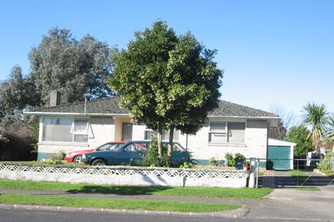 Photo of property in 37 Aarts Avenue, Manurewa, Auckland, 2102