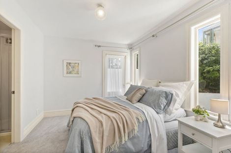 Photo of property in 12b Hobson Street, Thorndon, Wellington, 6011