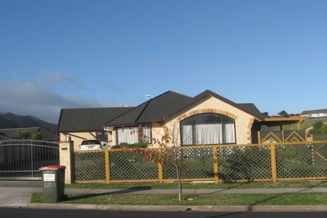 Photo of property in 22 Harry Shaw Way, Raumati South, Paraparaumu, 5032