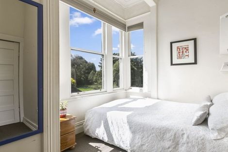 Photo of property in 186 Queen Street North, North Dunedin, Dunedin, 9016