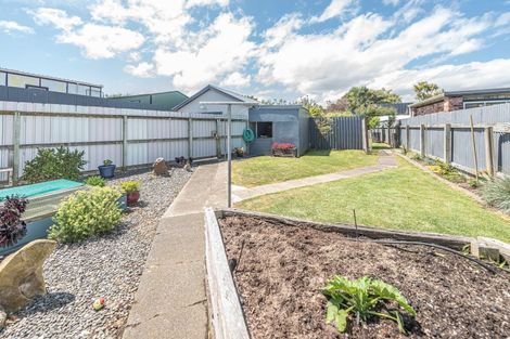 Photo of property in 40 Matai Street, Castlecliff, Whanganui, 4501