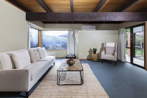 Photo of property in 33 Dovedale Avenue, Ilam, Christchurch, 8041