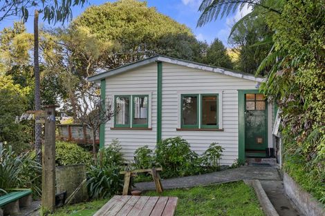 Photo of property in 2 Gurney Road, Kelson, Lower Hutt, 5010