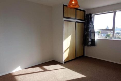 Photo of property in 32 Jennifer Street, Bryndwr, Christchurch, 8053