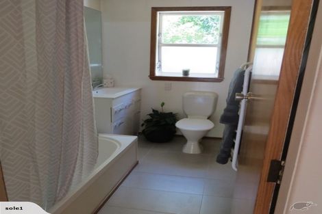 Photo of property in 2/5 Wilmshurst Place, Tawa, Wellington, 5028