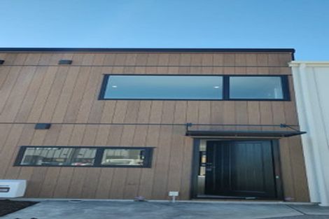 Photo of property in 8 Doug Jensen Street, Wallaceville, Upper Hutt, 5018