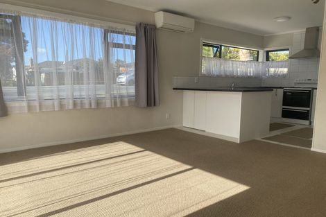Photo of property in 114 Te Atatu Road, Te Atatu South, Auckland, 0610