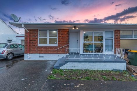 Photo of property in 2/278 Shirley Road, Papatoetoe, Auckland, 2025