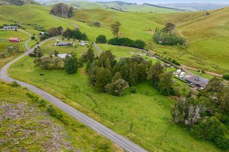 Photo of property in 150 Dimmock Road, Waitakaruru, Ngatea, 2471