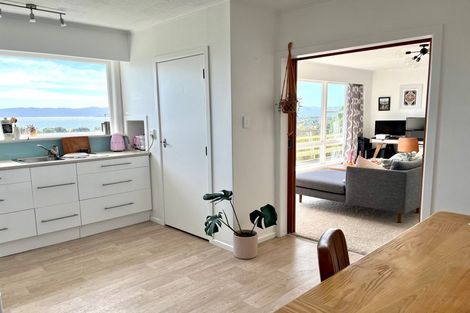 Photo of property in 28-30 Matipo Street, Eastbourne, Lower Hutt, 5013