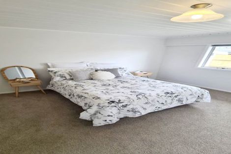 Photo of property in 49 Riverside Road, Orewa, 0931