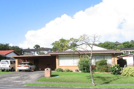 Photo of property in 126 Prince Regent Drive, Half Moon Bay, Auckland, 2012