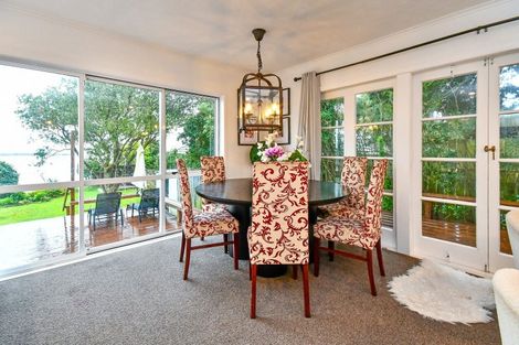 Photo of property in 58 Youngs Road, Papakura, 2110