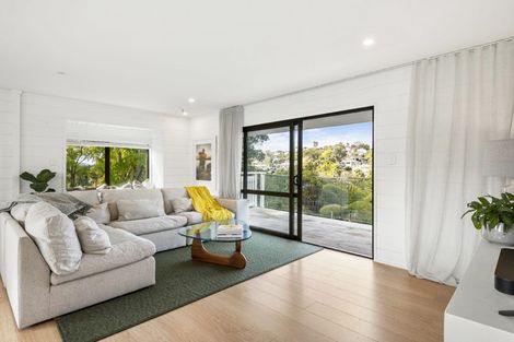 Photo of property in 2/42 Glamorgan Drive, Torbay, Auckland, 0630