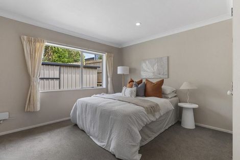 Photo of property in 11 Nathan Close, Somerville, Auckland, 2014