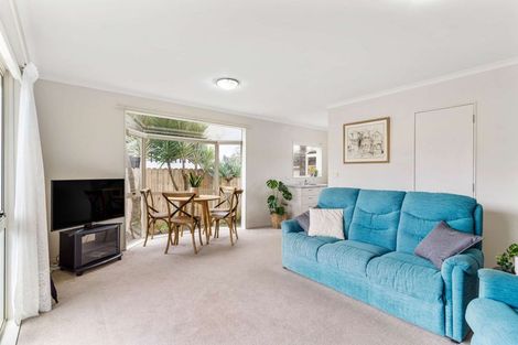 Photo of property in 74a Tiraumea Drive, Pakuranga, Auckland, 2010