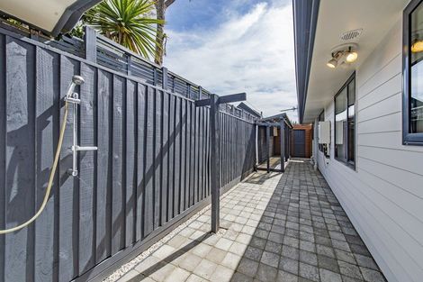 Photo of property in 27 Reserve Road, Waikuku Beach, 7473