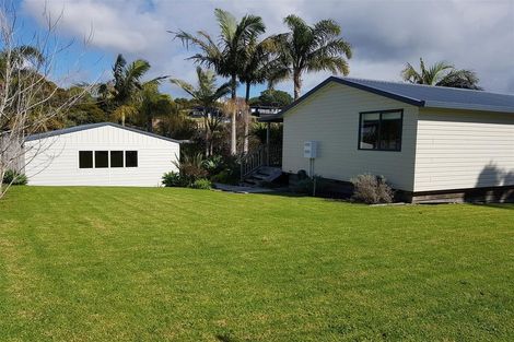 Photo of property in 13 Waterman Drive, Langs Beach, Waipu, 0582