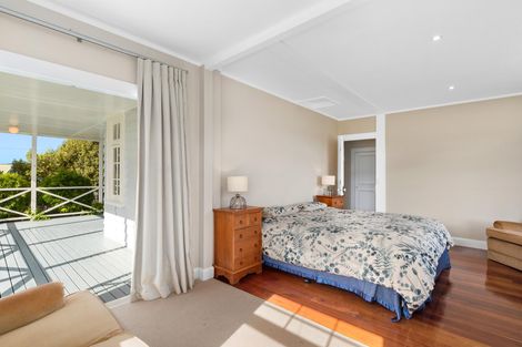 Photo of property in 1 Penguin Street, Leigh, 0985