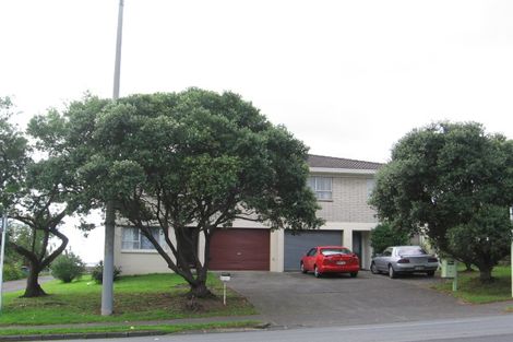 Photo of property in 4/81 West Coast Road, Glen Eden, Auckland, 0602