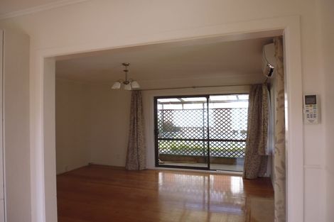 Photo of property in 1/114 Kervil Avenue, Te Atatu Peninsula, Auckland, 0610