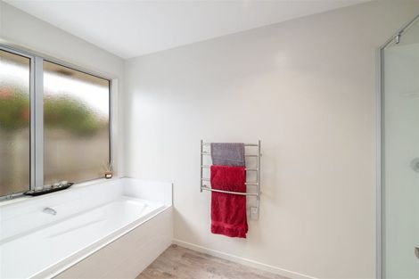 Photo of property in 14 Sweet Waters Place, Woolston, Christchurch, 8023