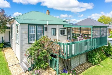 Photo of property in 106 Forest Lake Road, Forest Lake, Hamilton, 3200