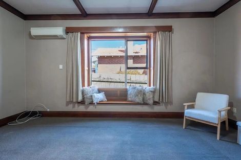 Photo of property in 178 Kenmure Road, Kenmure, Dunedin, 9011