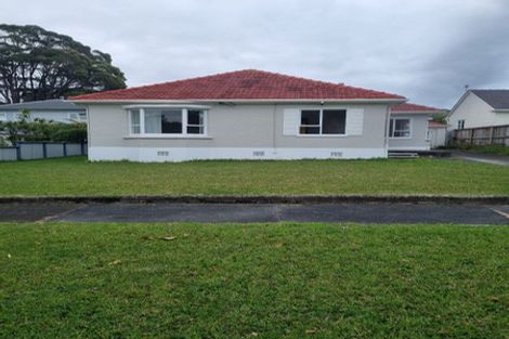 Photo of property in 22 Niccol Avenue, Narrow Neck, Auckland, 0624
