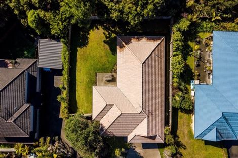 Photo of property in 15 Condor Place, Unsworth Heights, Auckland, 0632
