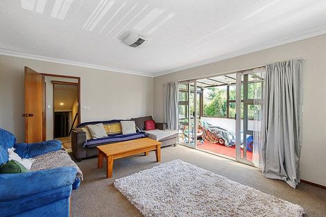 Photo of property in 40 Highland Place, Avonhead, Christchurch, 8042