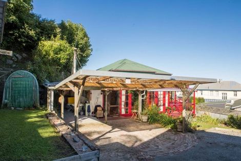 Photo of property in 1 Alexander Street, Greymouth, 7805