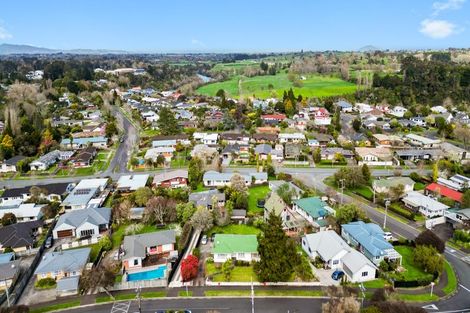 Photo of property in 2 Mccracken Avenue, Hillcrest, Hamilton, 3216