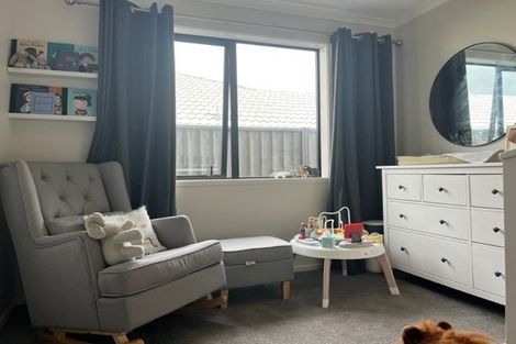 Photo of property in 16 Pioneer Crescent, Omokoroa, 3114