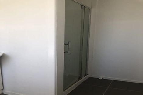 Photo of property in 2/19 Ferguson Street, Mangere East, Auckland, 2024