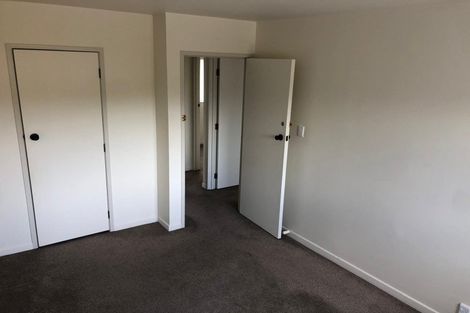 Photo of property in 9 Darren Crescent, Half Moon Bay, Auckland, 2012