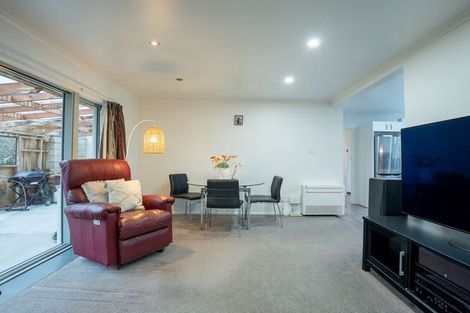Photo of property in 37a Kinmont Crescent, Kinmont Park, Mosgiel, 9024