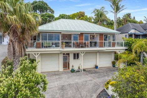 Photo of property in 121 Pacific View Drive, Whangamata, 3620