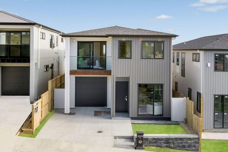 Photo of property in 11 Sagitta Drive, Flat Bush, Auckland, 2019