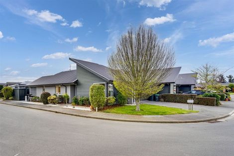 Photo of property in 37 Philippe Avenue, Yaldhurst, Christchurch, 8042