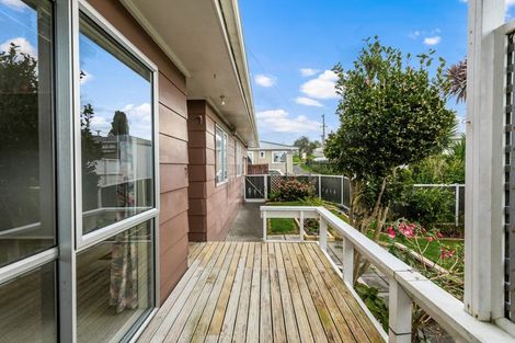 Photo of property in 11a Christmas Road, Manurewa, Auckland, 2102