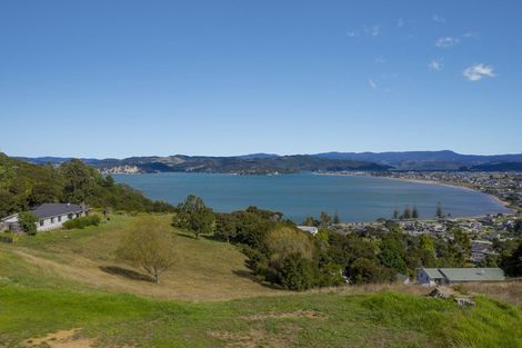 Photo of property in 2a Pohutukawa Grove, Whitianga, 3510