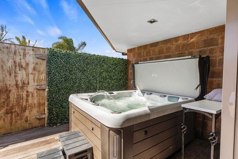 Photo of property in 30 Matene Place, Papamoa Beach, Papamoa, 3118