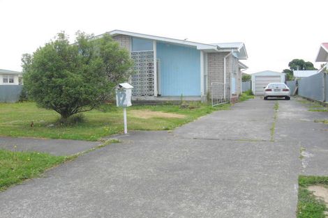 Photo of property in 12 Cargill Avenue, Feilding, 4702