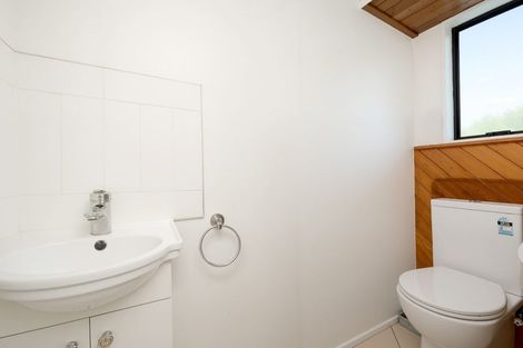 Photo of property in 1/76 Chilcott Road, Henderson, Auckland, 0612