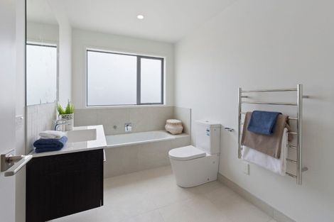 Photo of property in 27 Jutland Road, Pukekohe, 2120