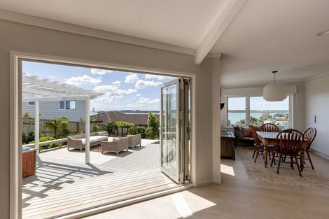 Photo of property in 19 Bramley Drive, Omokoroa, 3114