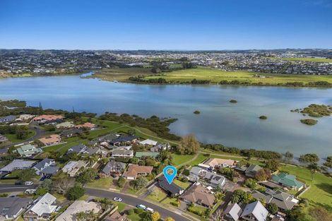 Photo of property in 57 Maygrove Drive, Orewa, 0931