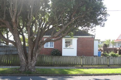 Photo of property in 26 Wheatley Street, Naenae, Lower Hutt, 5011