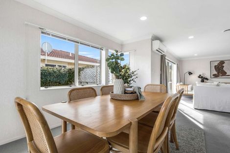 Photo of property in 7a Lilac Place, Otumoetai, Tauranga, 3110